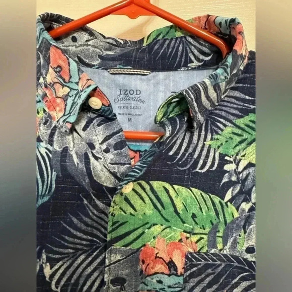 IZOD Hawaiian shirt Saltwater Relaxed Classic Size M - Picture 6 of 8